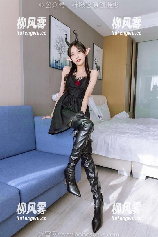 BoBoSocks袜啵啵 - 看到稚予的免费蕾丝丝袜合集，你还敢说裤袜不行？