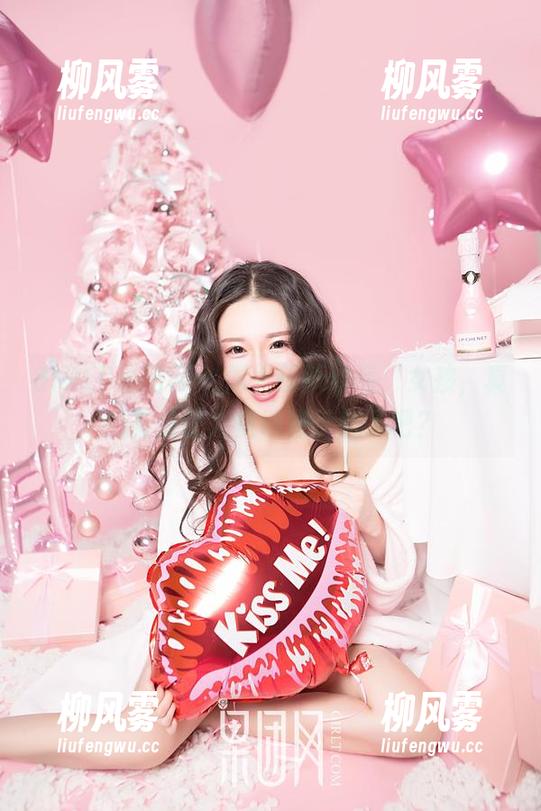 GIRLT果团网 - 周大萌新作品：女孩，真的有点让人觉得过于甜了吧？