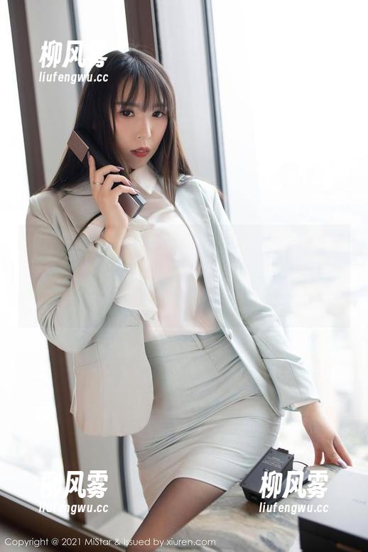 MiStar魅妍社-刘奕宁Lynn MiStar魅妍社 - 刘奕宁Lynn的自拍作品中透着一丝魔力,资源质量更让人感叹,羡慕又气愤!