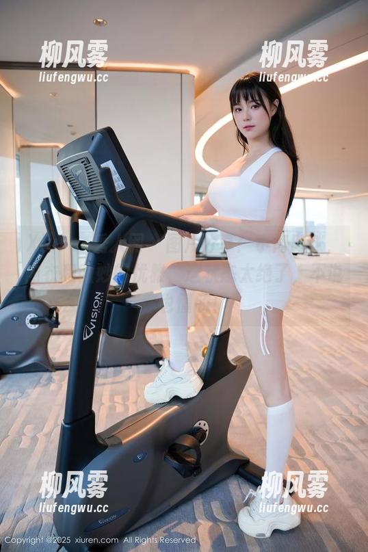 Xiuren秀人网 - 图片分享：小肉肉咪，内衣和微妙的优雅，这状态太绝了，不说你也懂的！