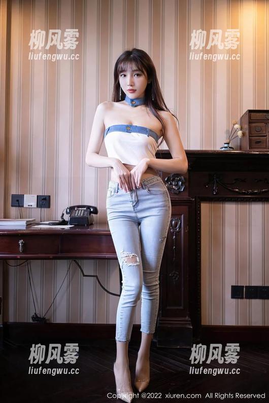 Xiuren秀人网 - 黑丝+无圣光=猫咪巨臀妹妹的最佳搭配合集？