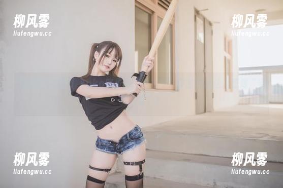 最新图片来啦！Yoko宅夏的白内衣秀，穿的真心让人想做“宅男宅女”！