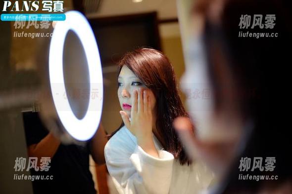 pans - 小颖表示，在线“妹妹”资源是永恒的单曲循环。