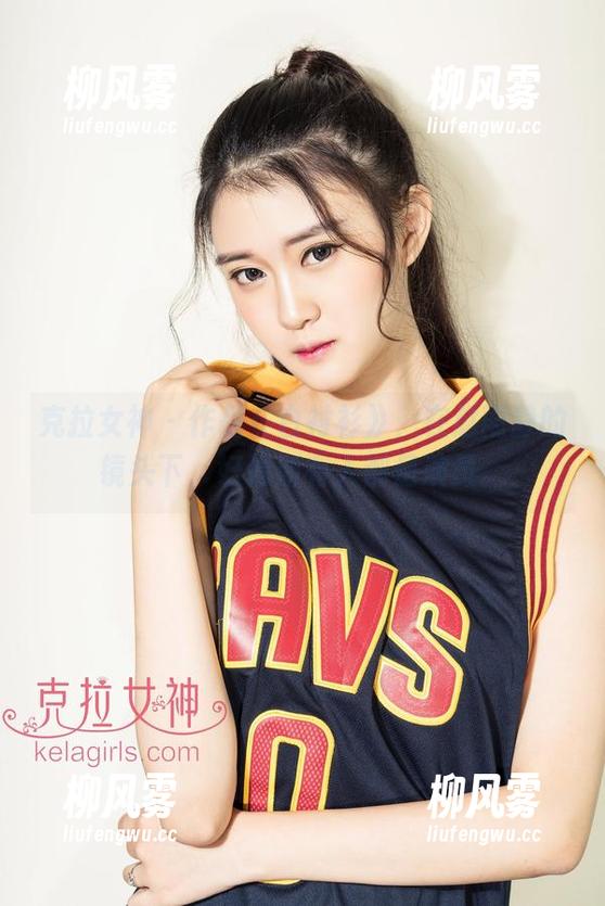 克拉女神 - 作品《白衬衫》，在赵雨静的镜头下，好像所有人都是演员。