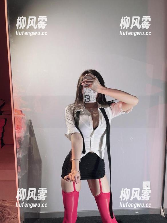 微密圈 - 兔宝妮to网袜美图，轻松一刻，不带任何负担。