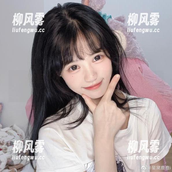 千反田鹿子的私房图包：英梨梨皮衣里藏着多少惊货？