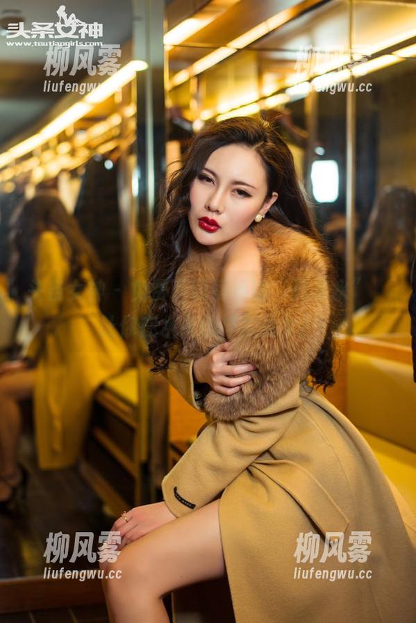 头条女神 - 免费下载蔡楠的“死库水”，让你在水中徜徉似仙女！