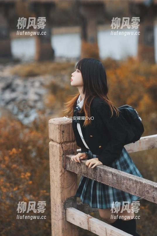 当安曜曜穿上白衬衫，连洗衣机都得乖乖投降！原图+图包齐飞！