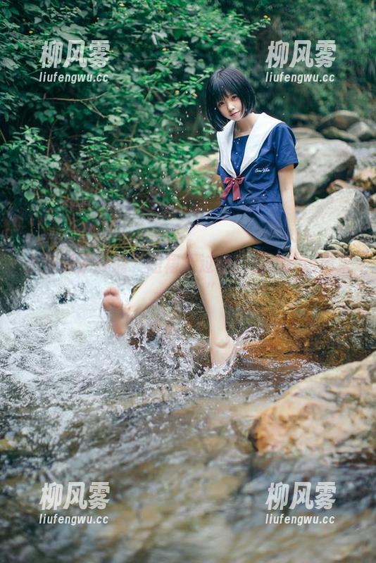 小野妹子w说“短裙不过瘾！加点cos再来一发！”