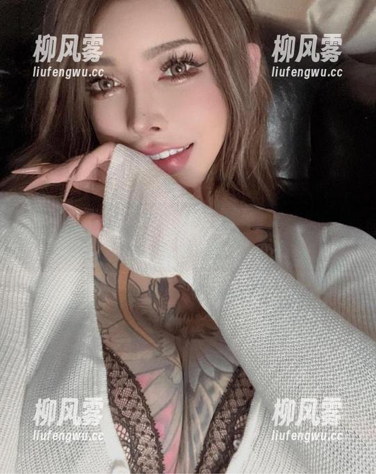 微密圈 - 希希Gina的夏天：你相信吗？高清图集里有个300种姿势的她！