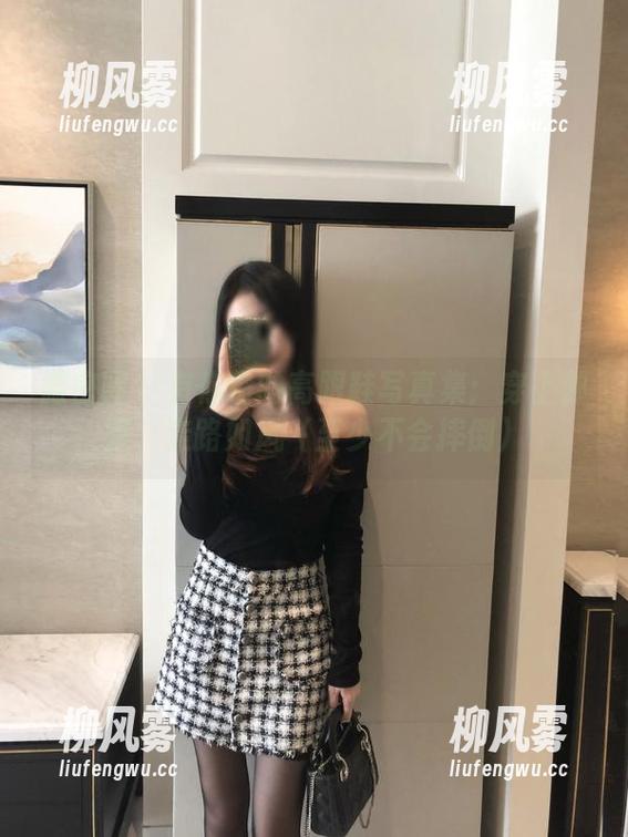 微密圈 - 有你喵的高跟鞋写真集：穿上那双，走路如风（至少不会摔倒）