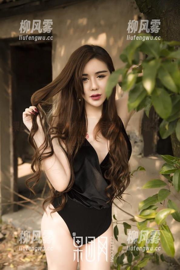 果团网 - 看完周妍希的写真，我不敢相信这是我的学妹！
