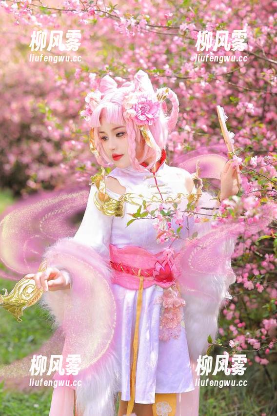 桃暖酱的雷姆图包，让我恍惚以为自己在梦里漫游