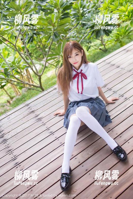 爱蜜社 - 无圣光的莉娜lena：厨房的亚子就像她爱吃的食物那样水灵灵