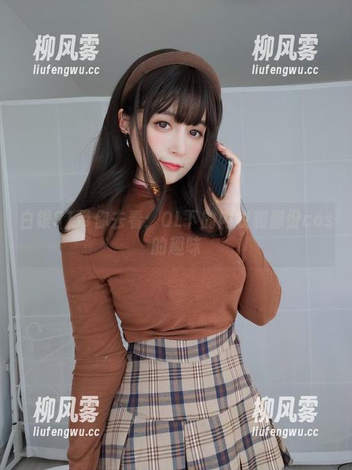 白银81 白银81带你去看:OL下的内衣和那份cos的趣味