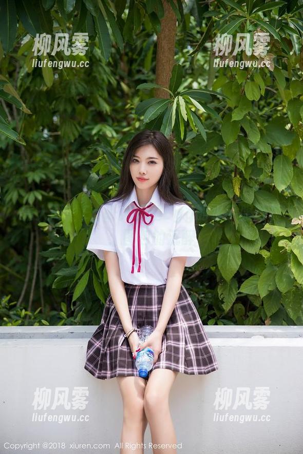 秀人网 - Egg-尤妮丝Egg的水手服写真：图包的沉醉