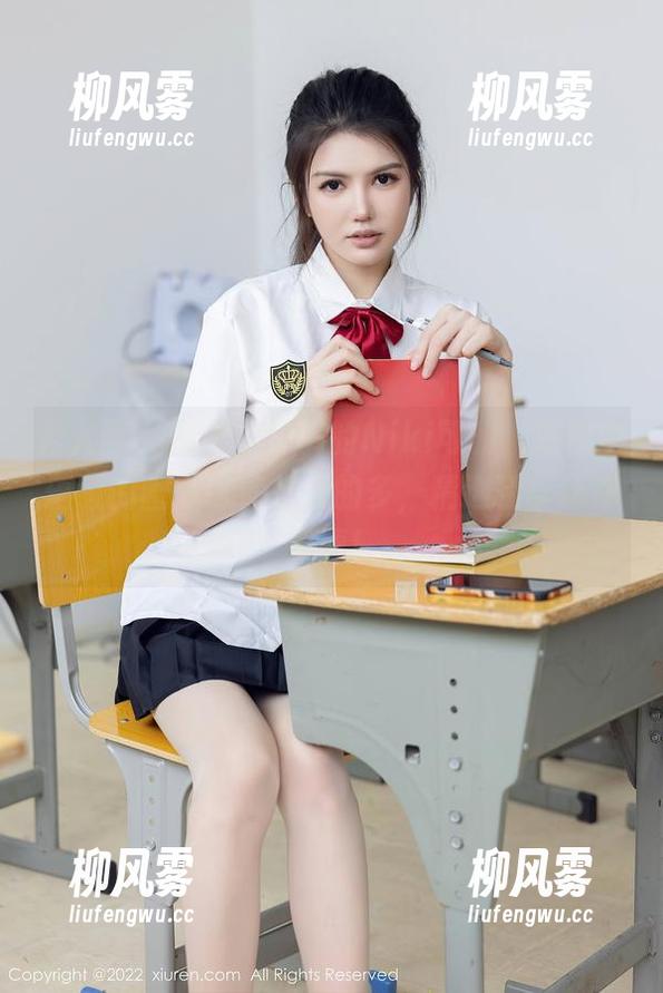 秀人网 - 穿上牛仔裤的Niki可雅，原图中蕴藏的幽默比你想象的多，精选精华让你捧腹！
