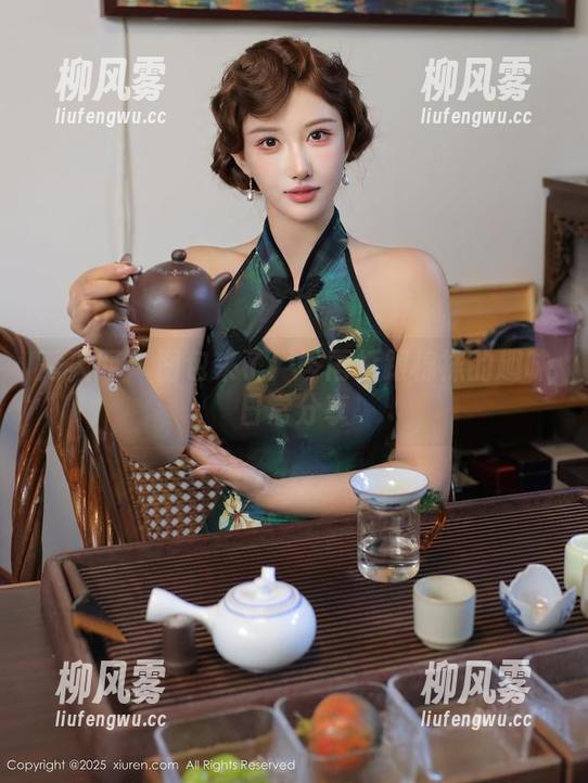 秀人网 - 图包来了！岑雨桥跟棉袜的趣味日常分享