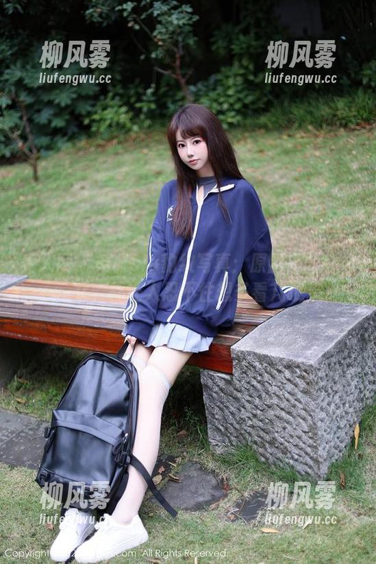 秀人网 - 希雅sia豹纹写真：原图里的每一寸，都让人忍不住想多看几眼