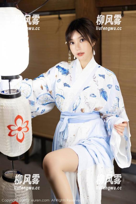 秀人网 - 李夫人高清办公室作品集：有没有想过“拍了就算工作”？