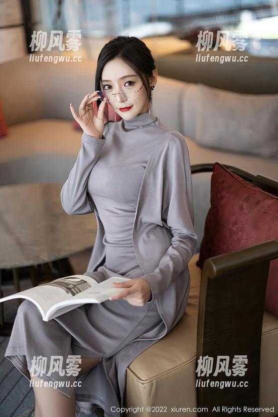 秀人网 - 林乐一的少女图册—这画风是要拐弯抹角了吧？
