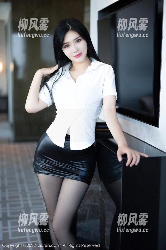 秀人网-顾楚楚Maily 秀人网 - 这全套皮衣恰到好处,又好想说,顾楚楚Maily真懂得如何调动情绪。