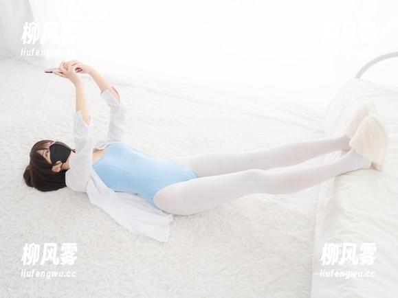 紧急企划 - 原图里的灰丝，和林书辞的独特气质，照片里依稀透出的温柔刺痛。