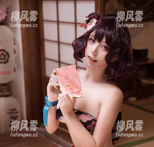 无圣光中的菌烨tako可爱写真，顺便给我一个重启我看法的机会！