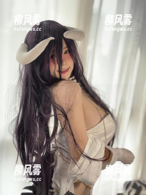 微密圈 - 见过亮黑未？葱油饼er的无圣光风格挑战你的审美。