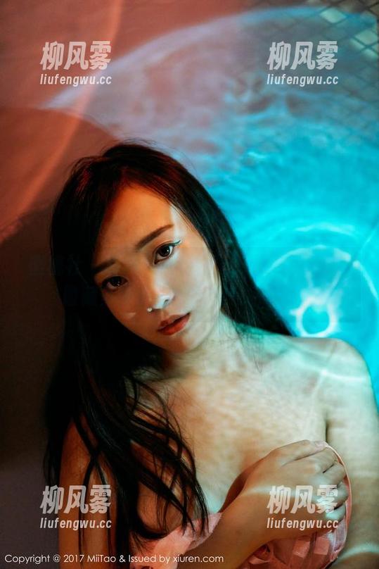 蜜桃社 - Suki灰丝资源：看似简单，却隐藏多少小心思，慢慢品味吧。