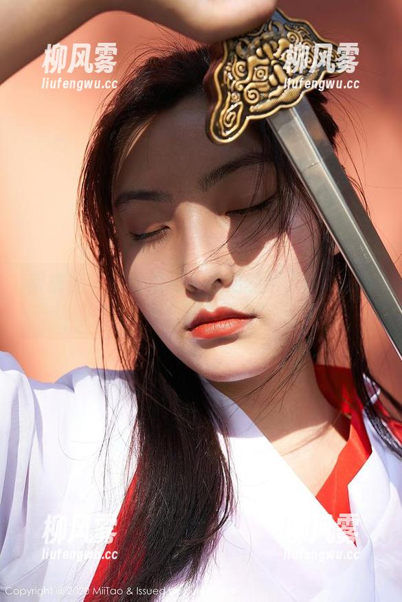 蜜桃社 - 暖暖透明？私拍的陌子Mandy不小心把我看穿了