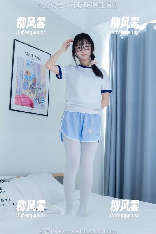 袜啵啵 - 稚予的女仆装写真：中国传统与西方文化的碰撞？