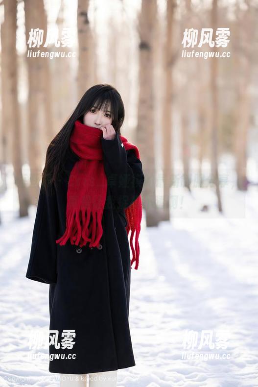 语画界 - Cris_卓娅祺的最新制服分享，真是让我捉摸不透啊！