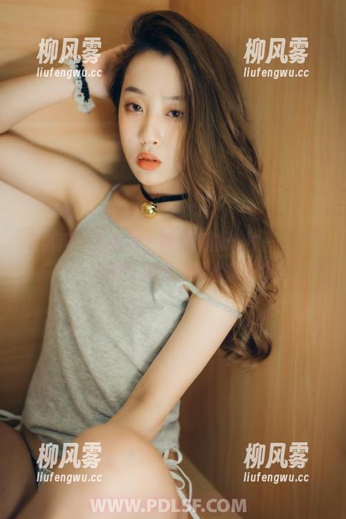 轰趴猫 - 在这里，陈雅漫的婚纱արժचाנטו免费！好看也要看得过瘾！