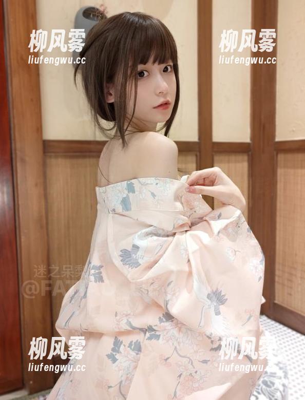 迷之呆梨的清纯合集大公开！下载可能需要心脏病专用软件，毕竟太意外了！