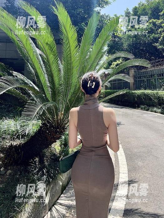 微密圈 - 童颜女仆，陈妮妮UNI的美图瞎了我的眼，太柔和了，心都要化了。